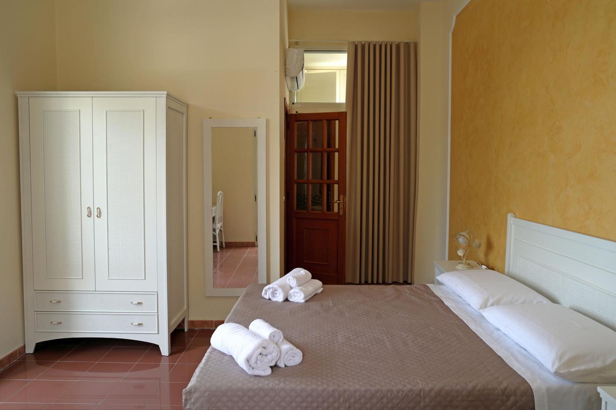 Hotel Della Piazza Pizzo  Eksteriør billede